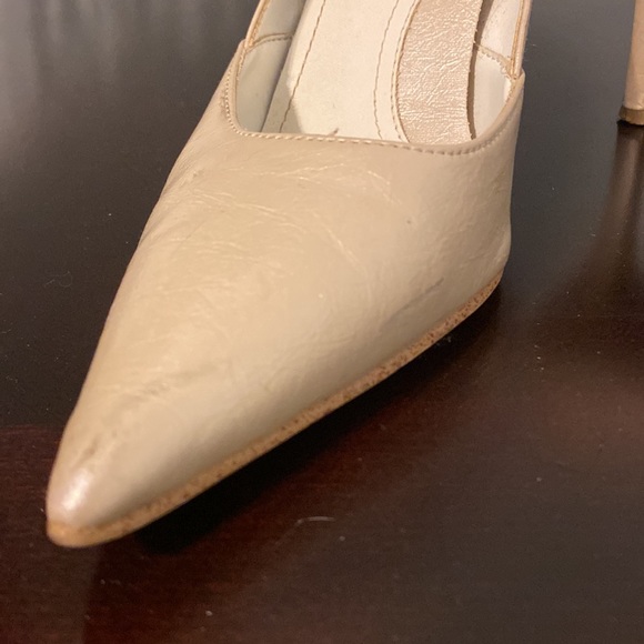 Cream Pointed Heels - Picture 8 of 8